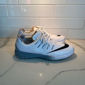 Worn once Men’s Nike Lunarlon. Great condition.